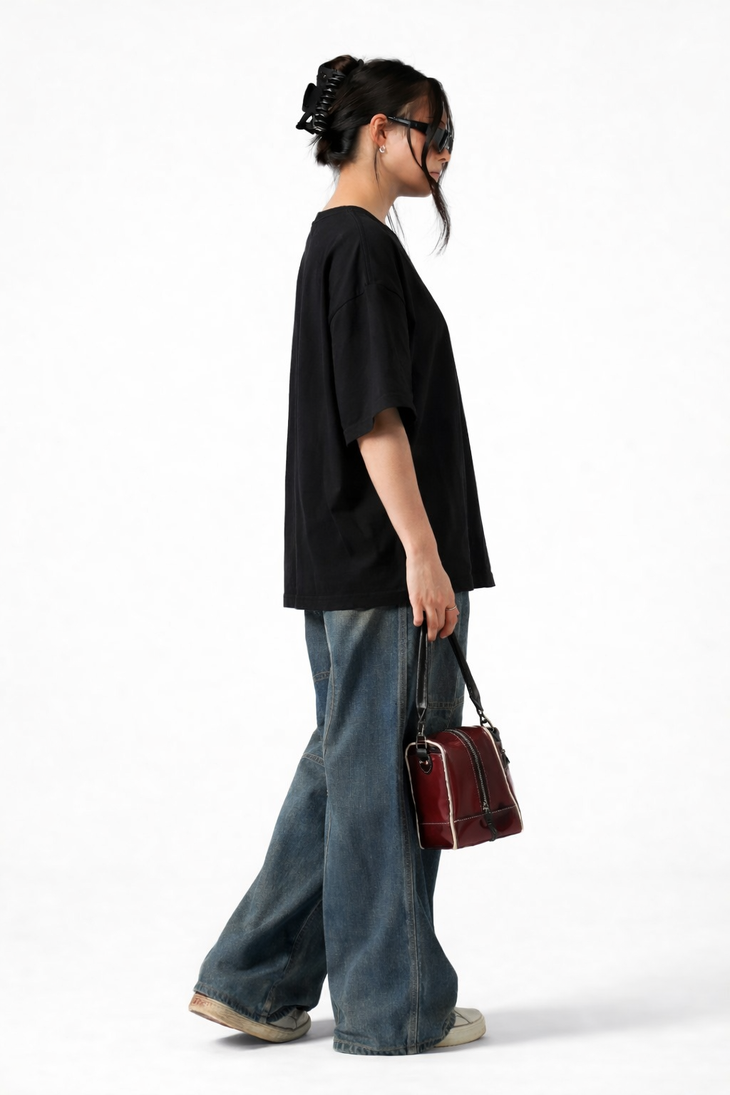 Armadillo Printed Black Oversized Tshirt